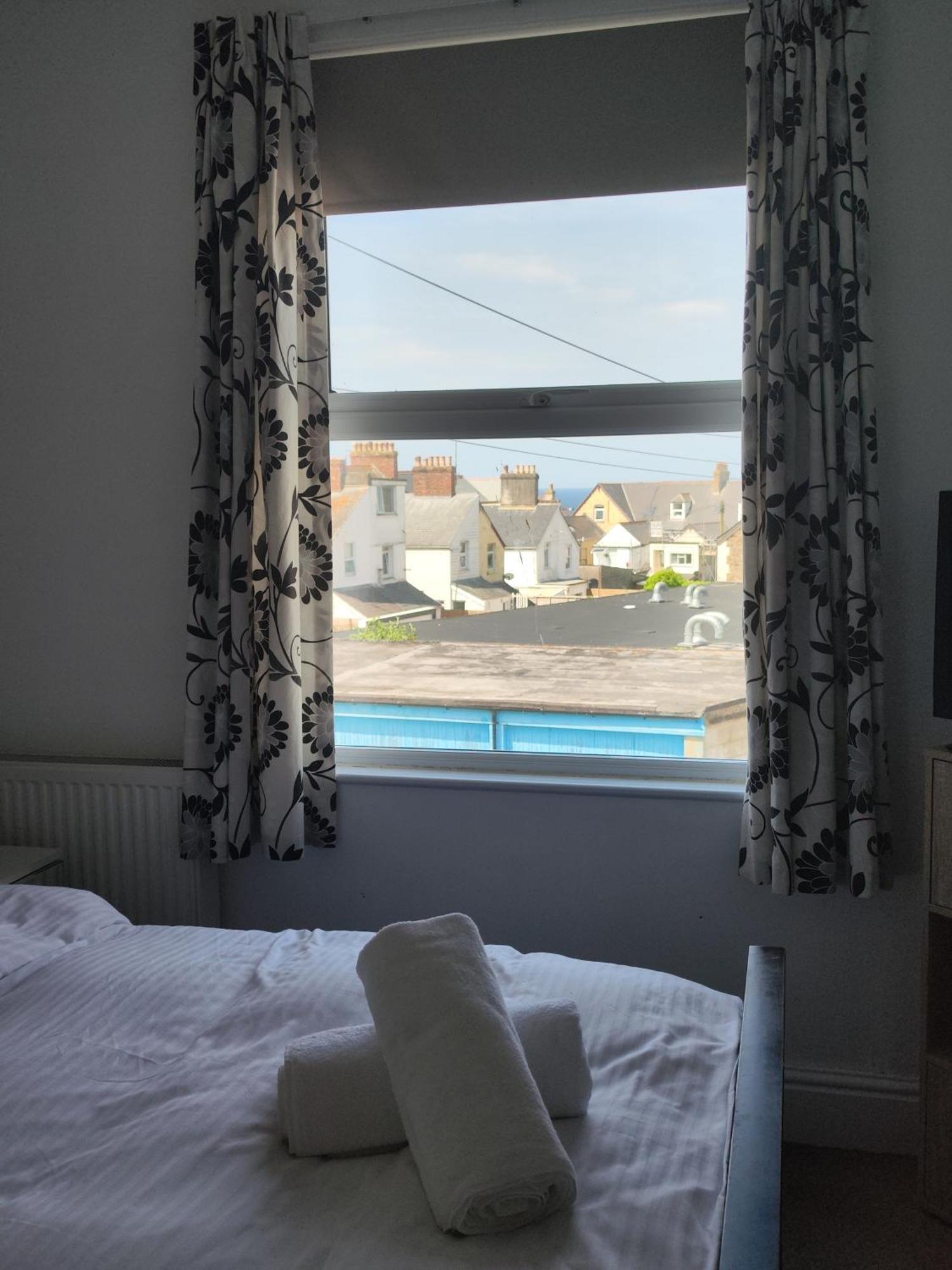 Styles & White Stays - Central Newquay Newquay  Exterior photo